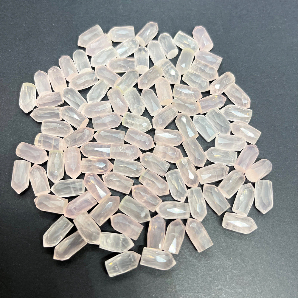 
                  
                    Punta Facetada de Cuarzo Rosa 12x6 mm
                  
                