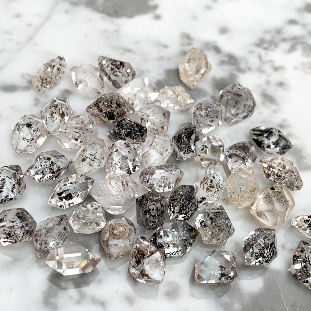
                  
                    Diamante Herkimer Natural 11 mm
                  
                