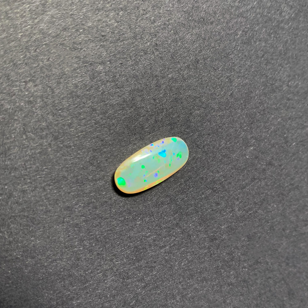 
                  
                    Cristal de Ópalo Australiano Solido 15,6x7,4 mm
                  
                