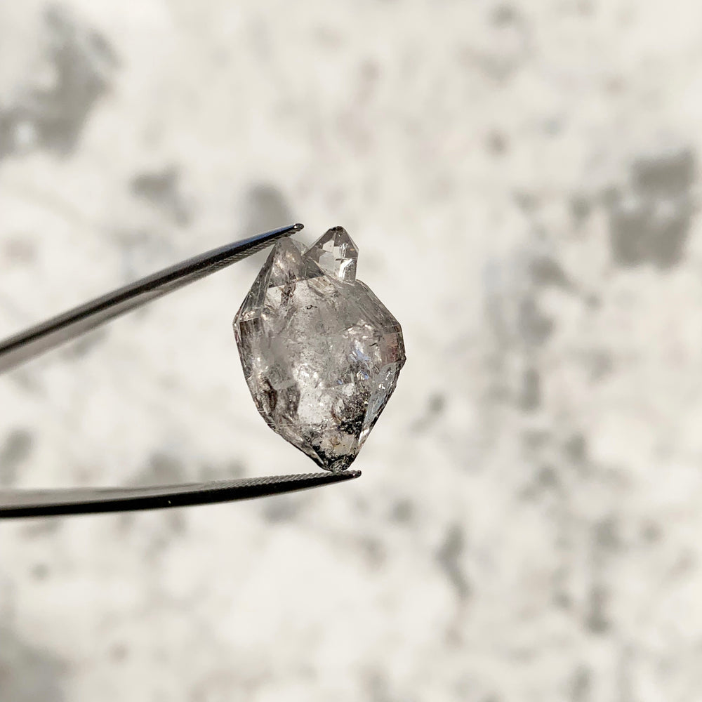 
                  
                    Diamante Herkimer Natural 18,5x12 mm
                  
                