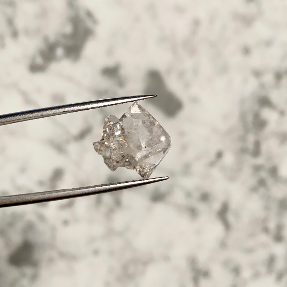 
                  
                    Diamante Herkimer Natural 15x15,4 mm
                  
                