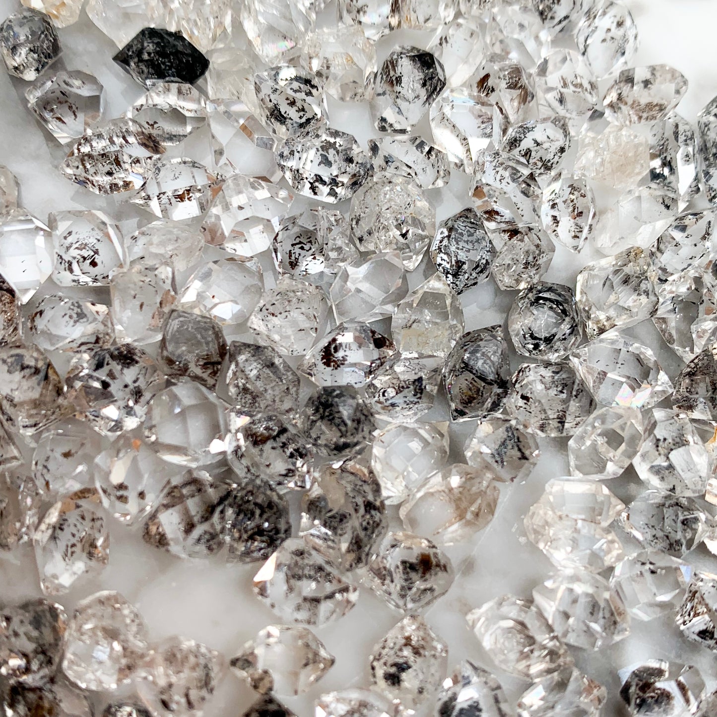 
                  
                    Diamante Herkimer Natural 7 mm
                  
                