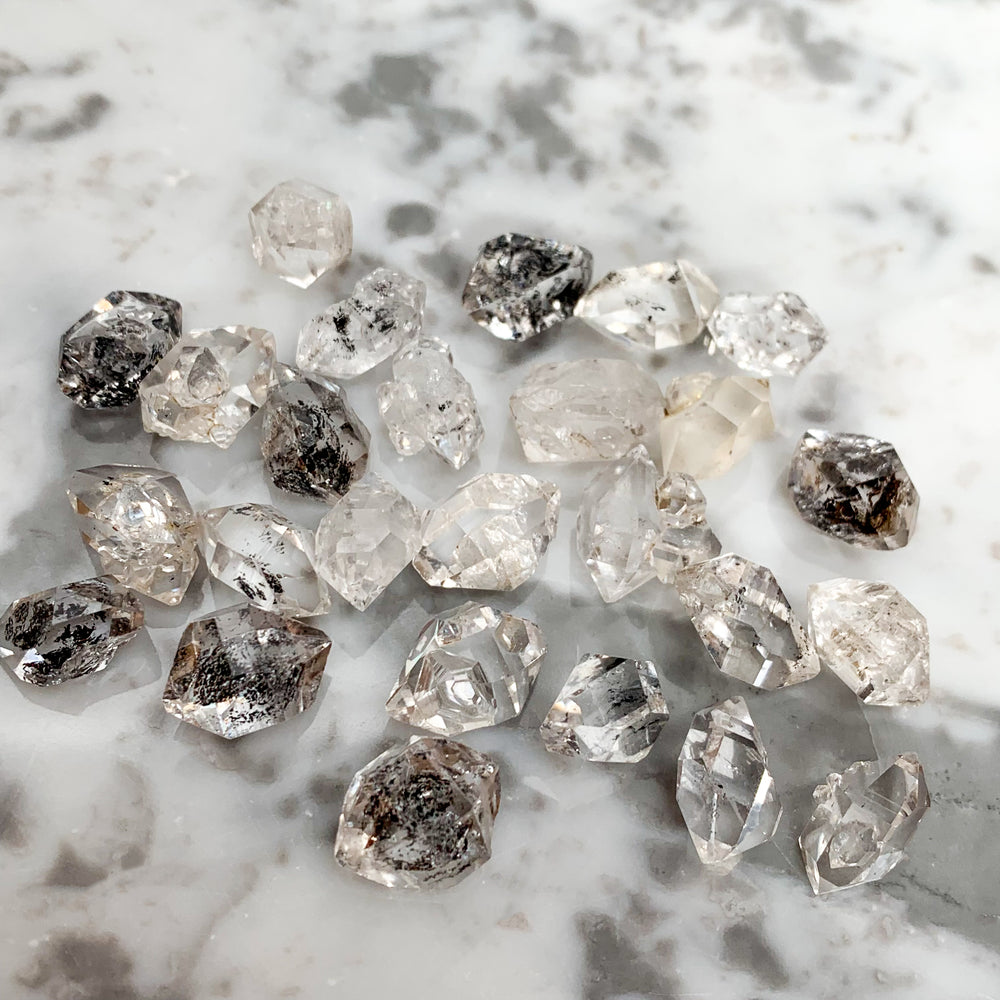 
                  
                    Diamante Herkimer Natural 13 mm
                  
                