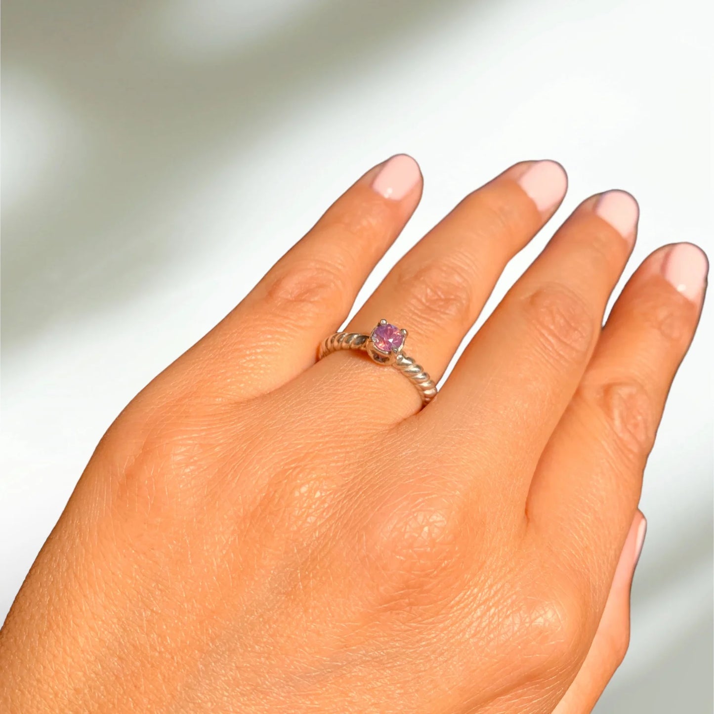 
                  
                    ANILLO ESPINEL ROSA NATURAL TALLA 13
                  
                