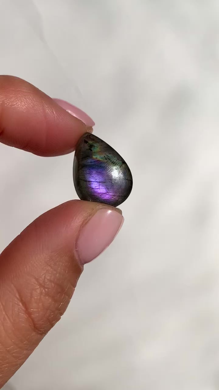 LABRADORITA MULTICOLOR GOTA 18x13 MM
