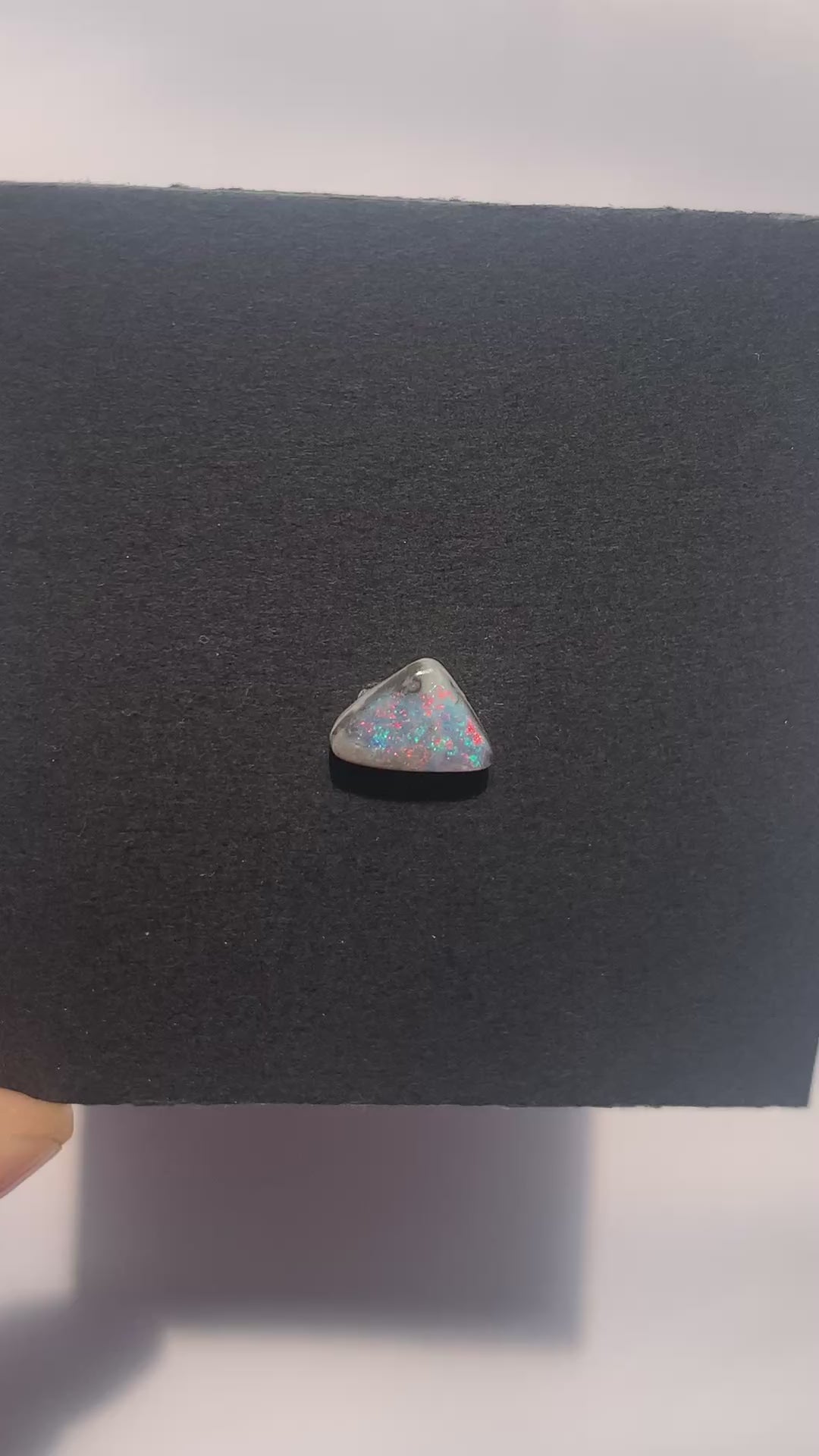 CRISTAL DE ÓPALO AUSTRALIANO SOLIDO NATURAL FORMA GOTA 9.7x7 MM