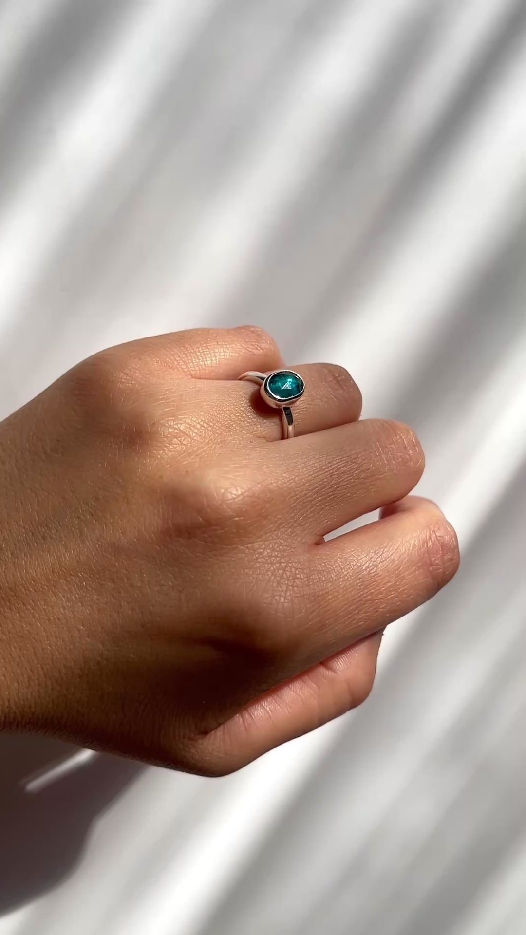 ANILLO CIANITA NEÓN NATURAL TALLA 11