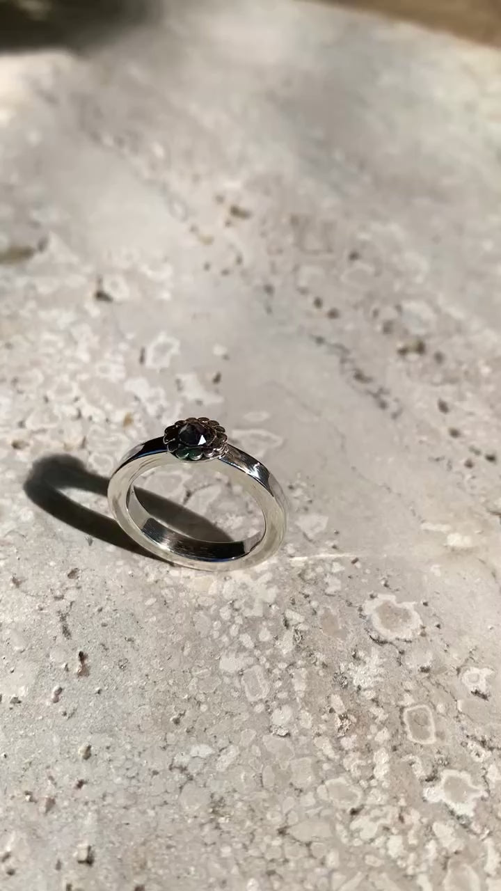 ANILLO FLOR DIAMANTE SALT AND PEPPER TALLA 14