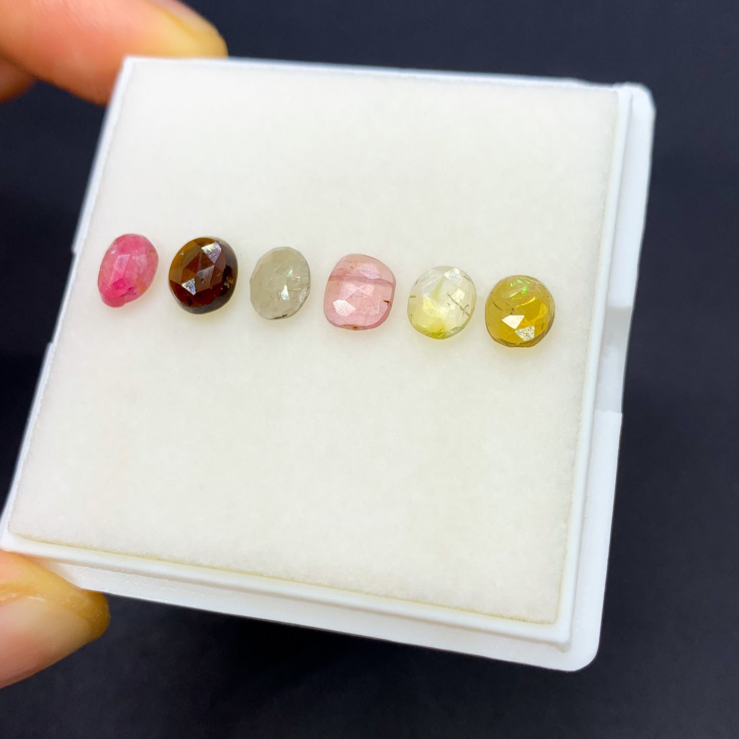 
                  
                    Turmalinas Corte Rosa 6 mm
                  
                