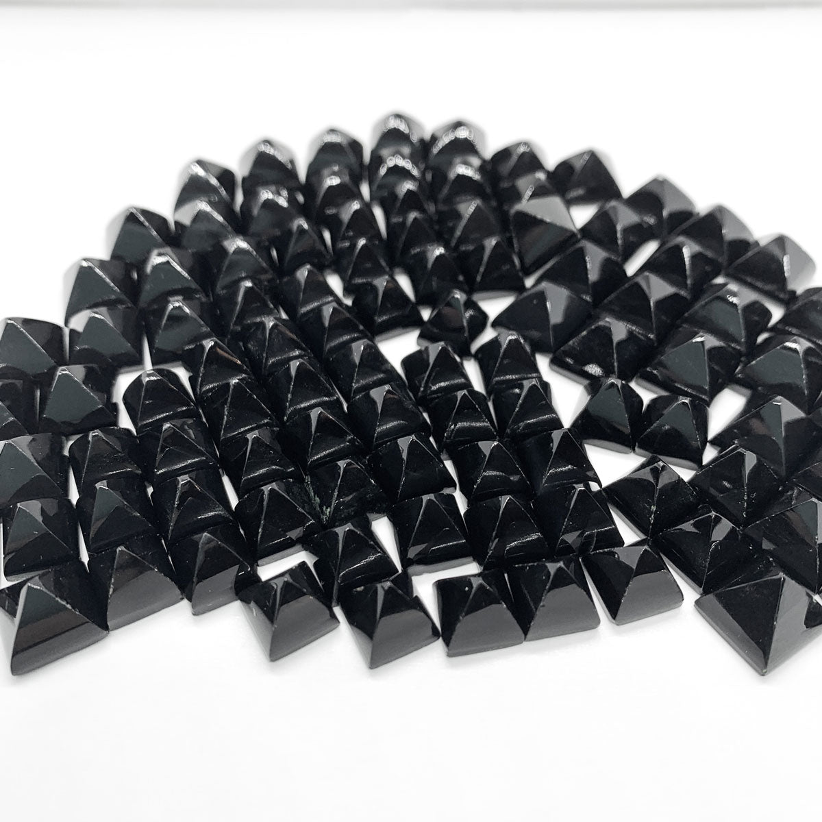 
                  
                    Piramide de Onix
                  
                